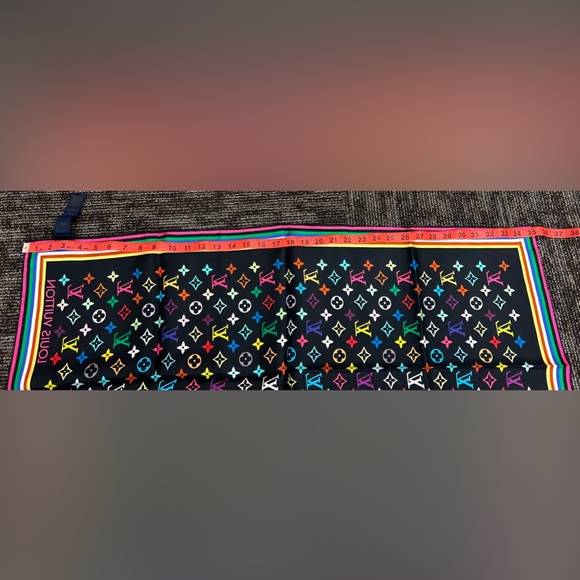 Louis Vuitton Multicolor Monogram Scarf - Picture 5 of 6